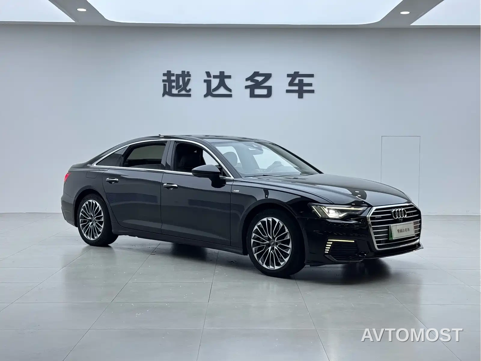 Audi A6L New Energy 2022 55 TFSI e quattro — фото 3