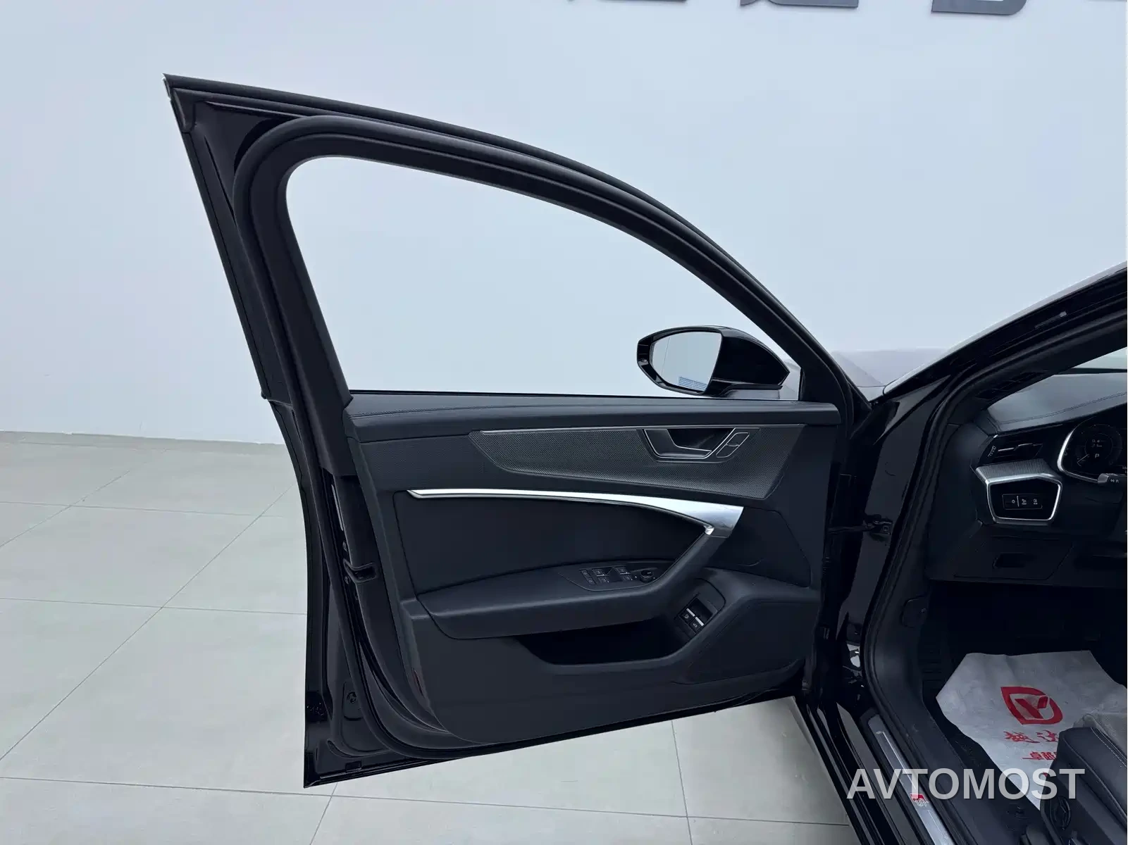 Audi A6L New Energy 2022 55 TFSI e quattro — фото 6