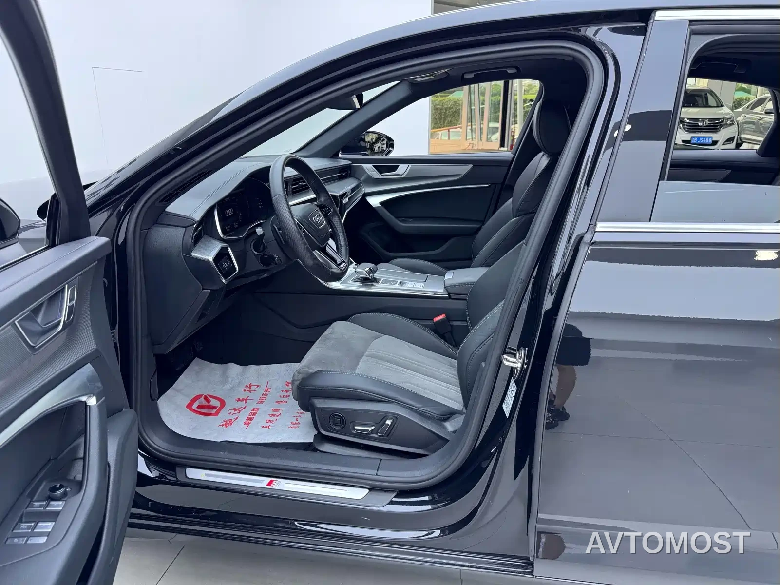 Audi A6L New Energy 2022 55 TFSI e quattro — фото 7
