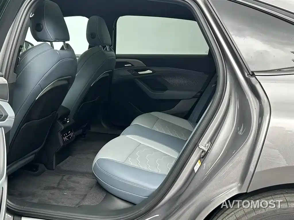 Audi A6L e-tron 2026 Model Pioneer Edition — фото 13