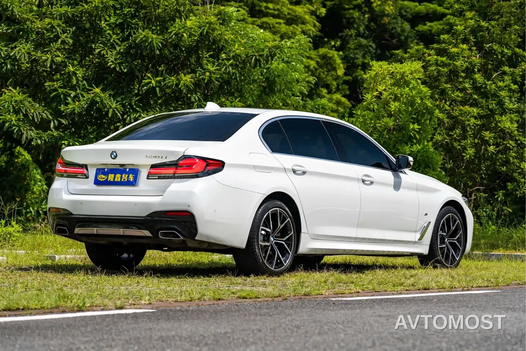 BMW 5 Series 2022 Facelift II 530Li Premium Package M Sport — фото 9