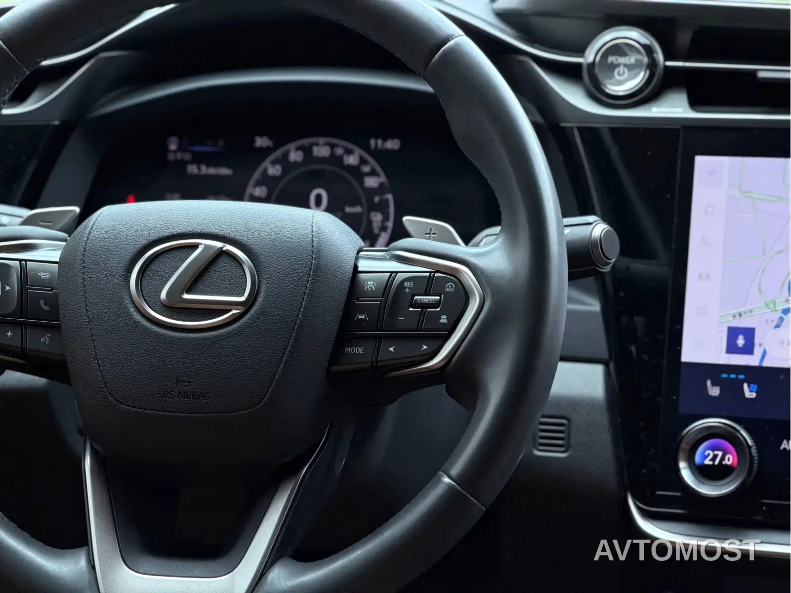 Lexus RZ 2023 450e 4WD Deluxe — фото 17