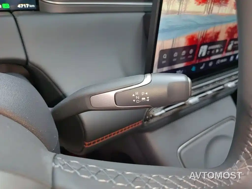 Hongqi HS6 PHEV 2025 High-end Model — фото 10