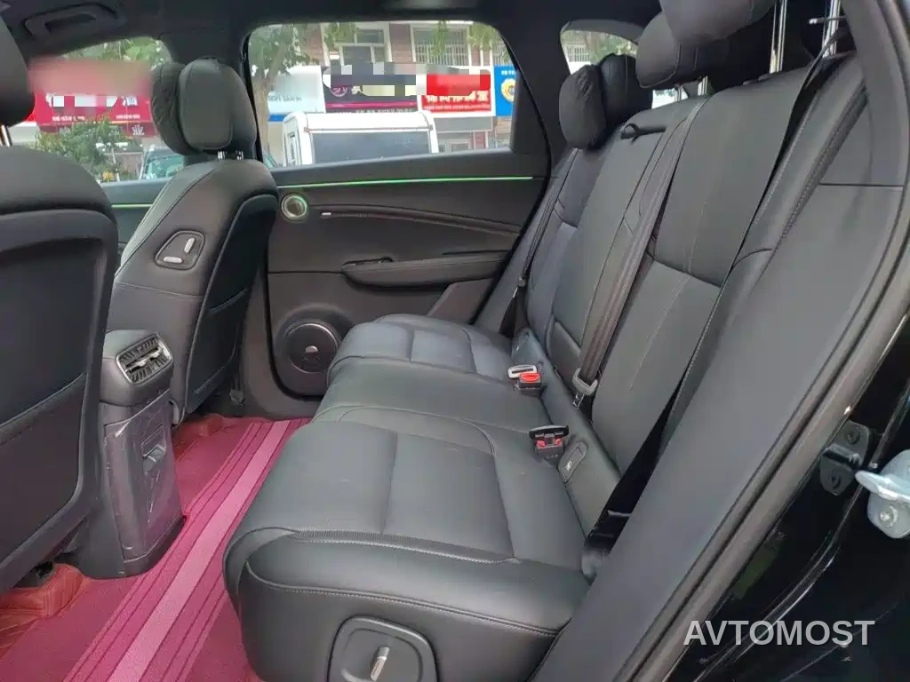 Hongqi HS6 PHEV 2025 High-end Model — фото 13