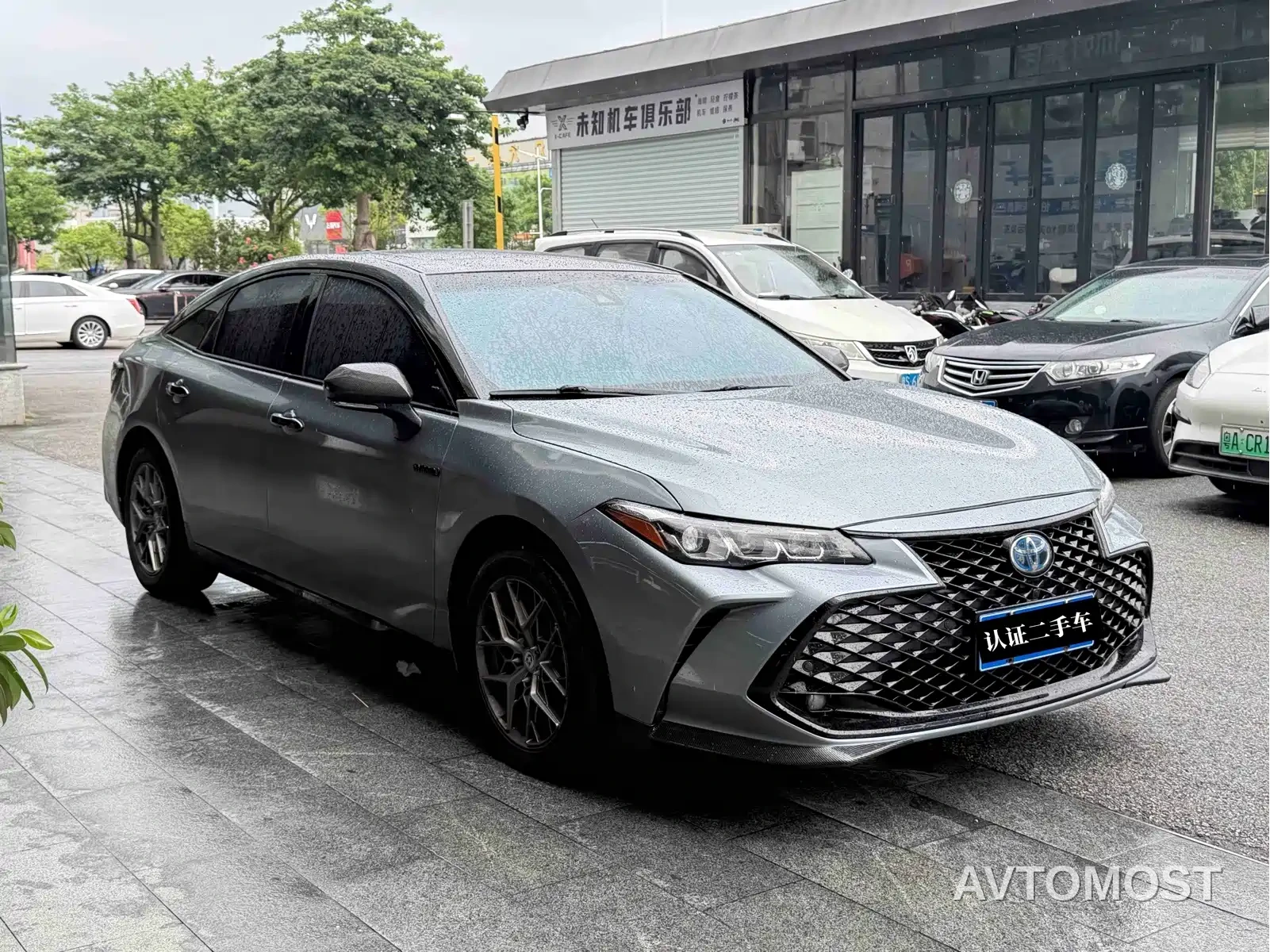 Toyota Avalon 2019 Hybrid 2.5L Luxury Edition China VI — фото 7