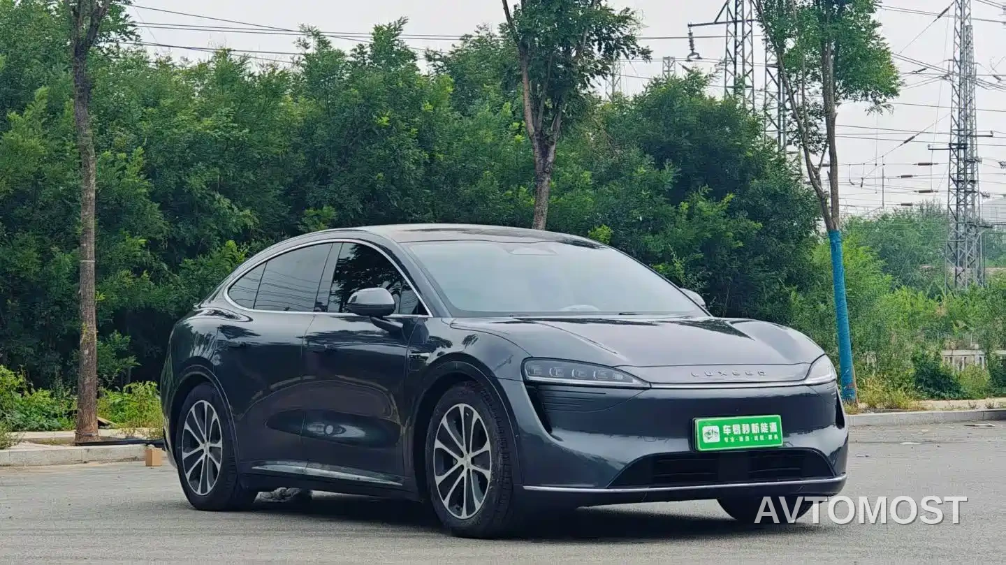 Zhijie Luxeed R7 2024 Pure Electric 667km Max — фото 1