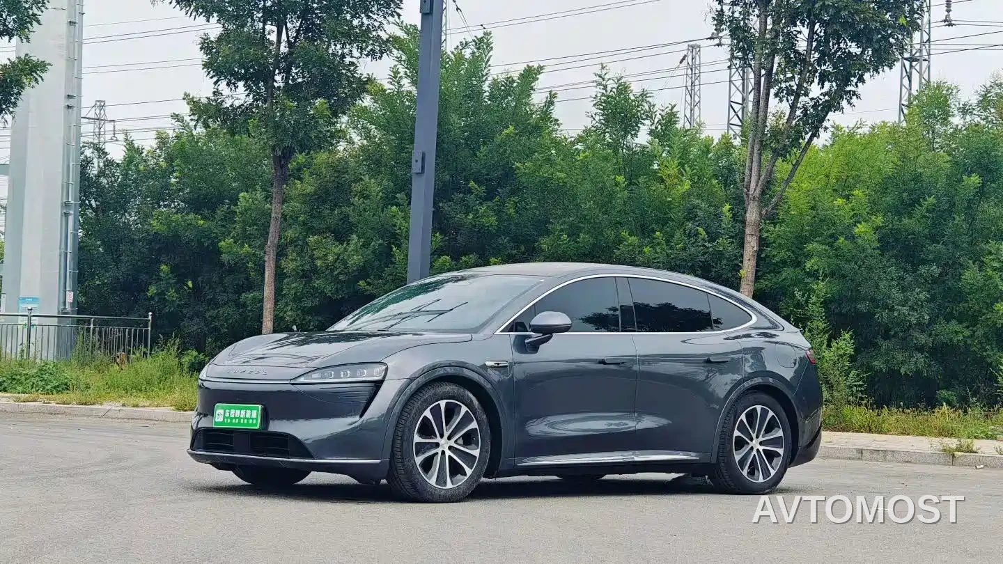 Zhijie Luxeed R7 2024 Pure Electric 667km Max — фото 3