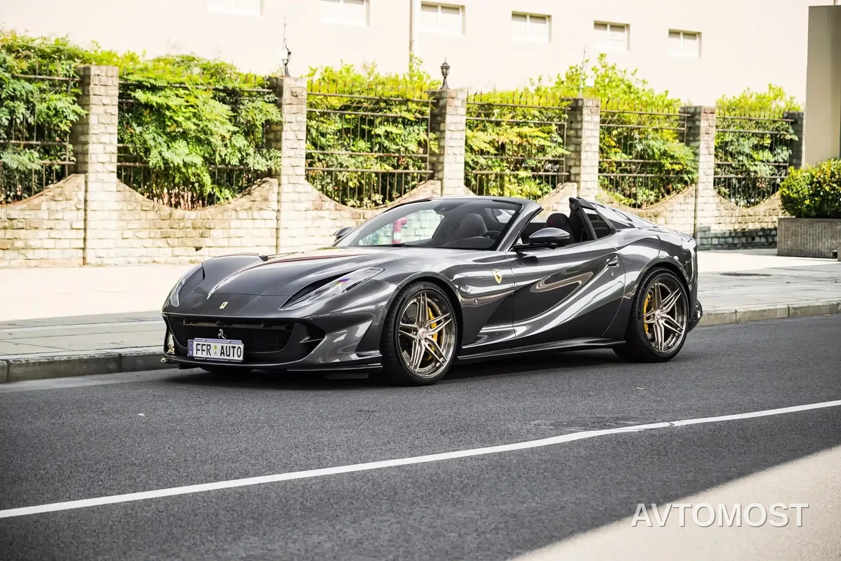 Ferrari 812 2020 6.5L GTS — фото 1