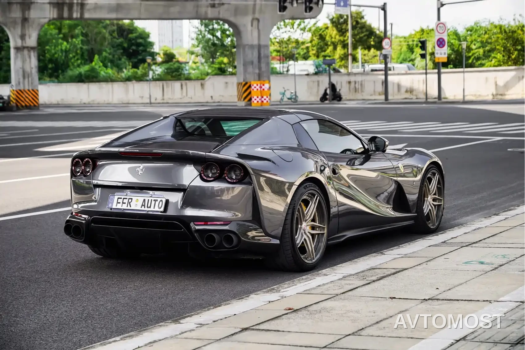 Ferrari 812 2020 6.5L GTS — фото 19