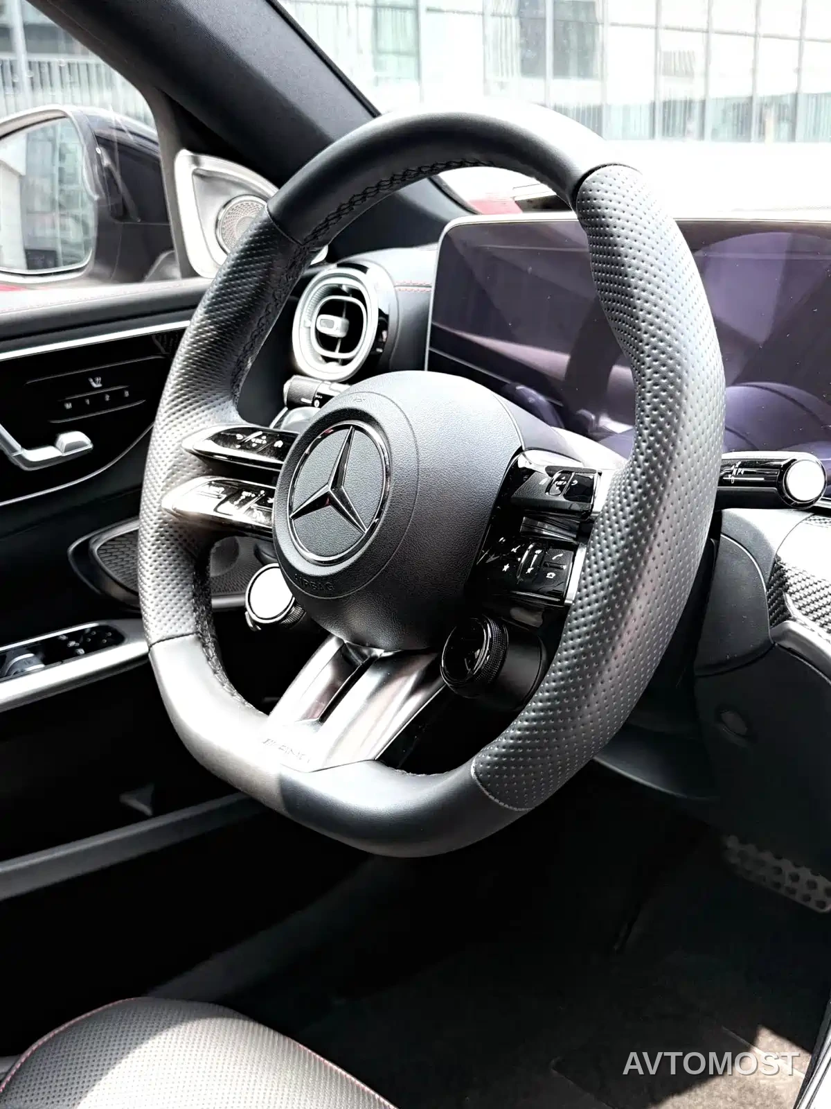 Mercedes-Benz C-Class AMG 2024 AMG C 43 4MATIC Special Edition — фото 7