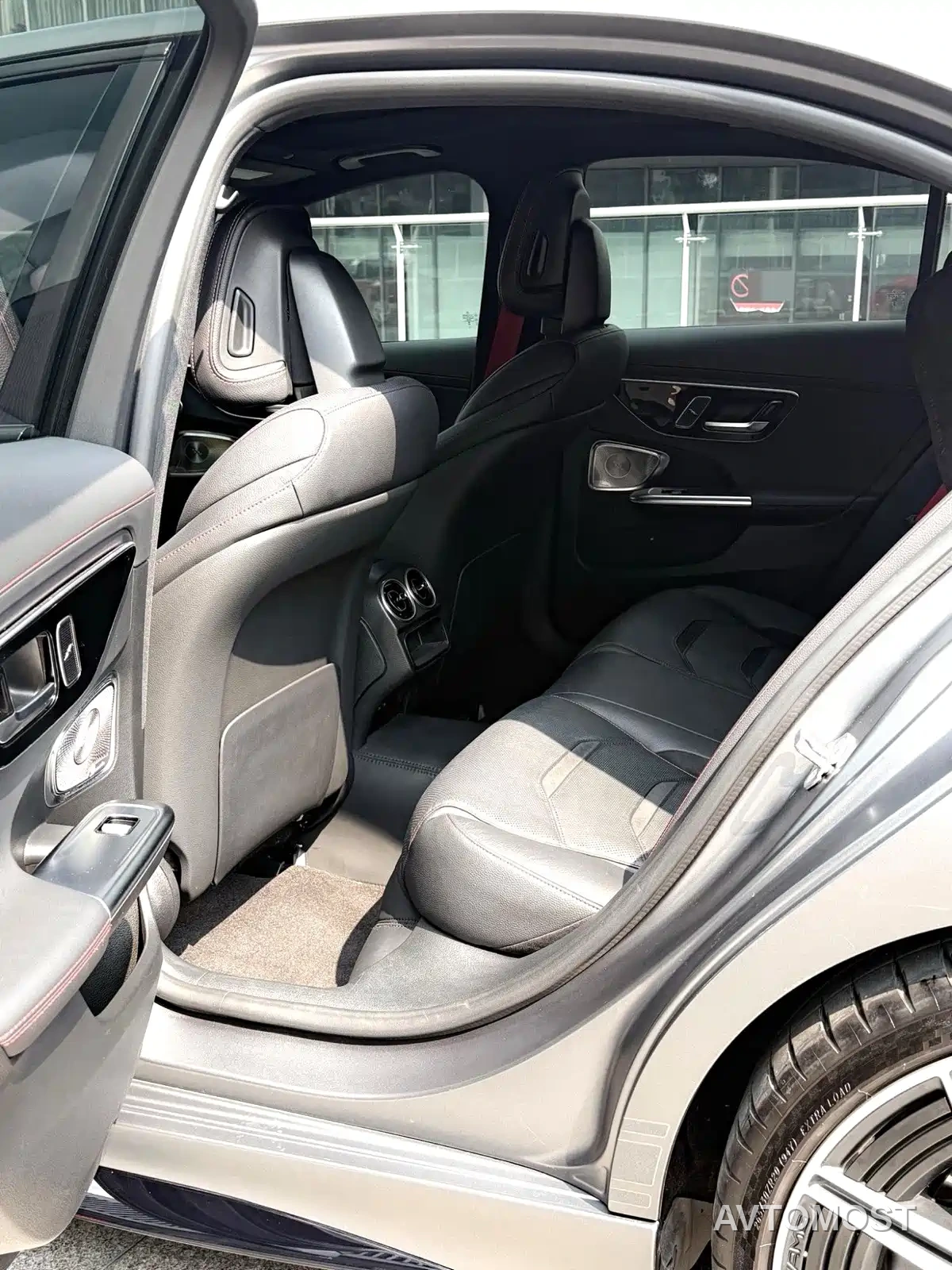 Mercedes-Benz C-Class AMG 2024 AMG C 43 4MATIC Special Edition — фото 8
