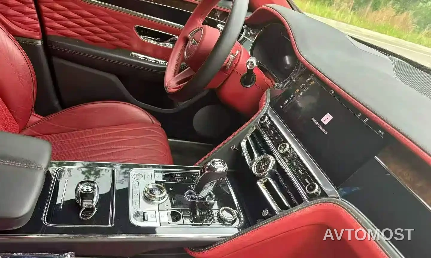Bentley Flying Spur 2021 4.0T V8 Standard Version — фото 4