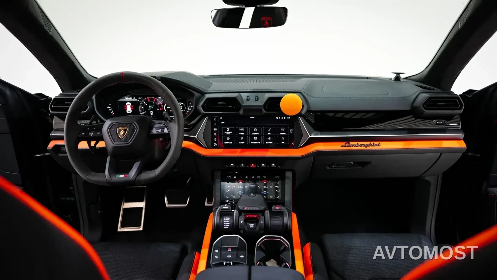 Lamborghini Urus SE 2025 4.0T Standard Edition — фото 3