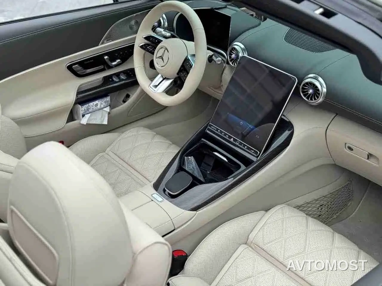 Mercedes-Benz SL-Class AMG 2024 AMG SL 63 4MATIC+ — фото 7