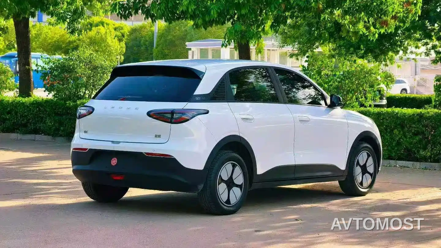 Geely Galaxy Starry Wish 2025 310km Youth Edition — фото 6