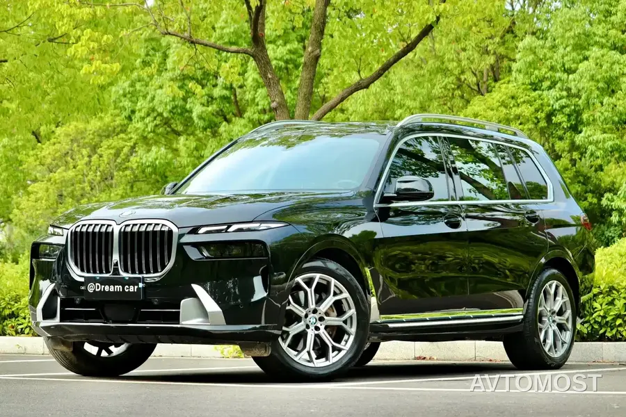 BMW X7 2023 xDrive40i Leading Luxury Package
