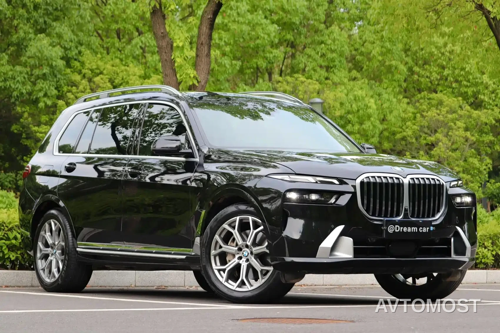 BMW X7 2023 xDrive40i Leading Luxury Package — фото 3