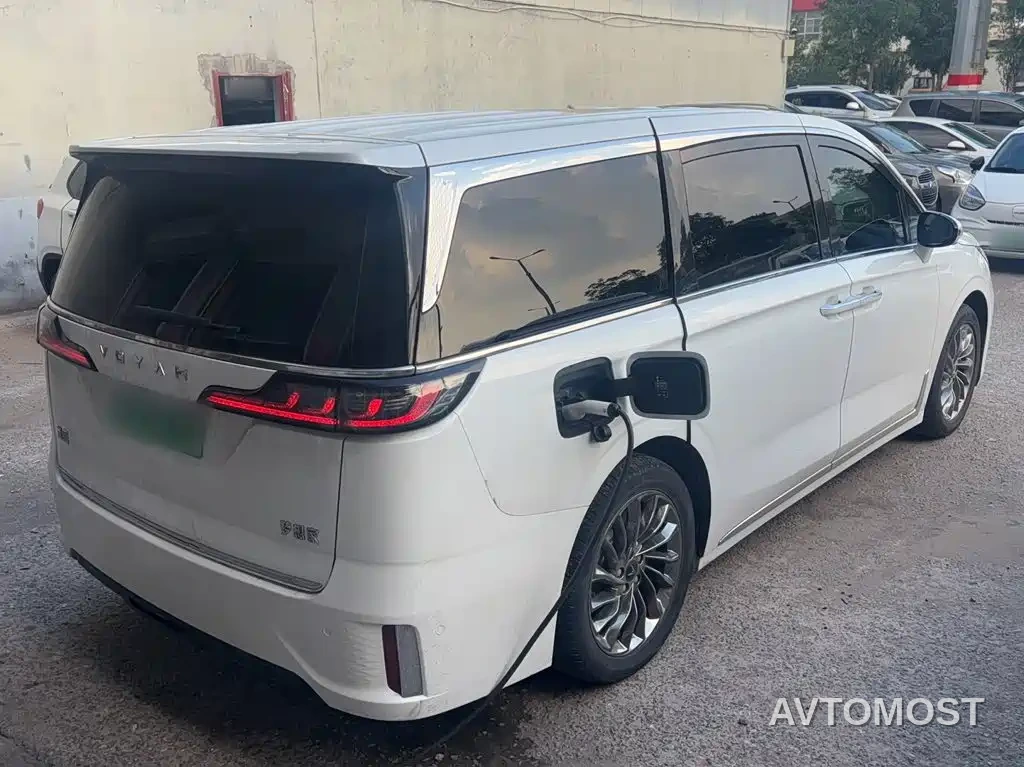 Voyah Dreamer 2022 Low-carbon Dream+Smart Package — фото 10