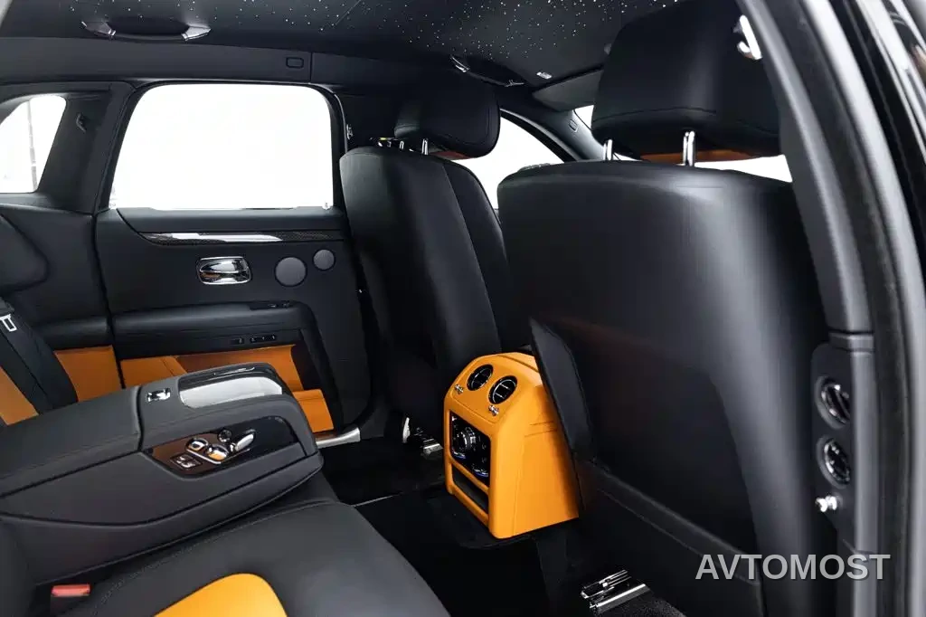 Rolls-Royce Ghost 2022 6.7T Black Badge — фото 15