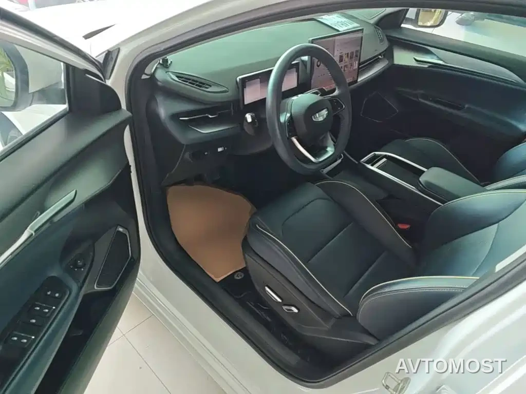 Geely Geometry G6 2024 500KM Premium — фото 16