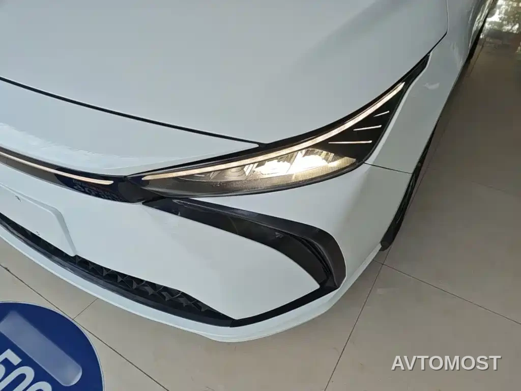 Geely Geometry G6 2024 500KM Premium — фото 24