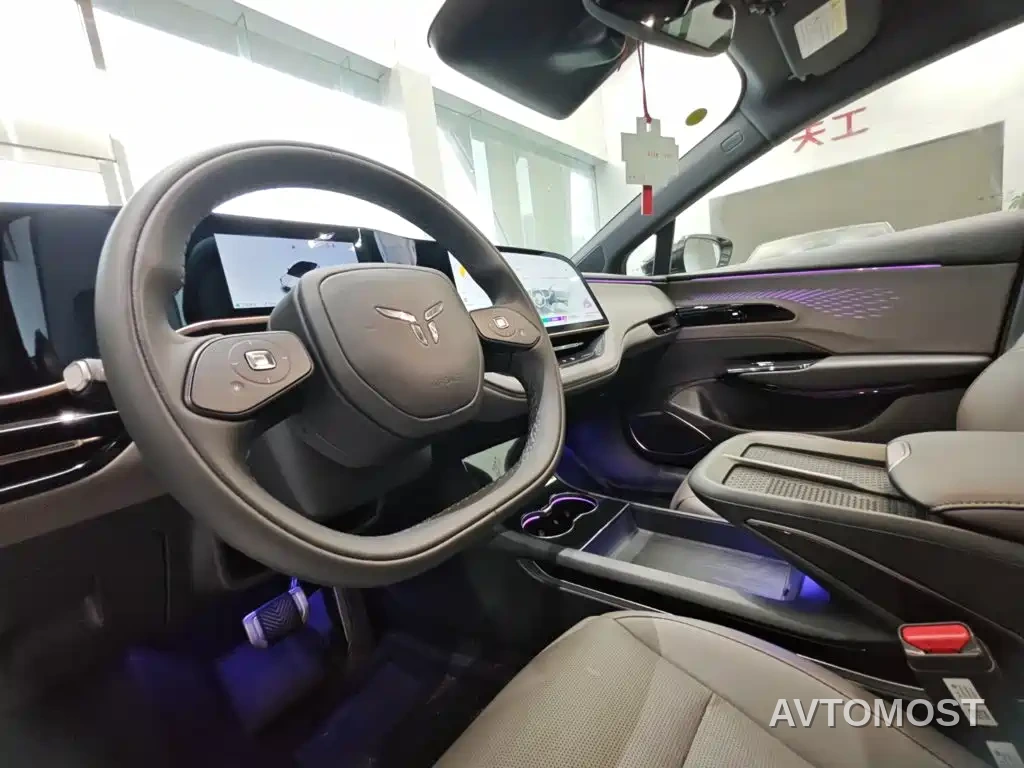 Hongqi EH7 2025 640 AWD Smart Selection Edition — фото 8