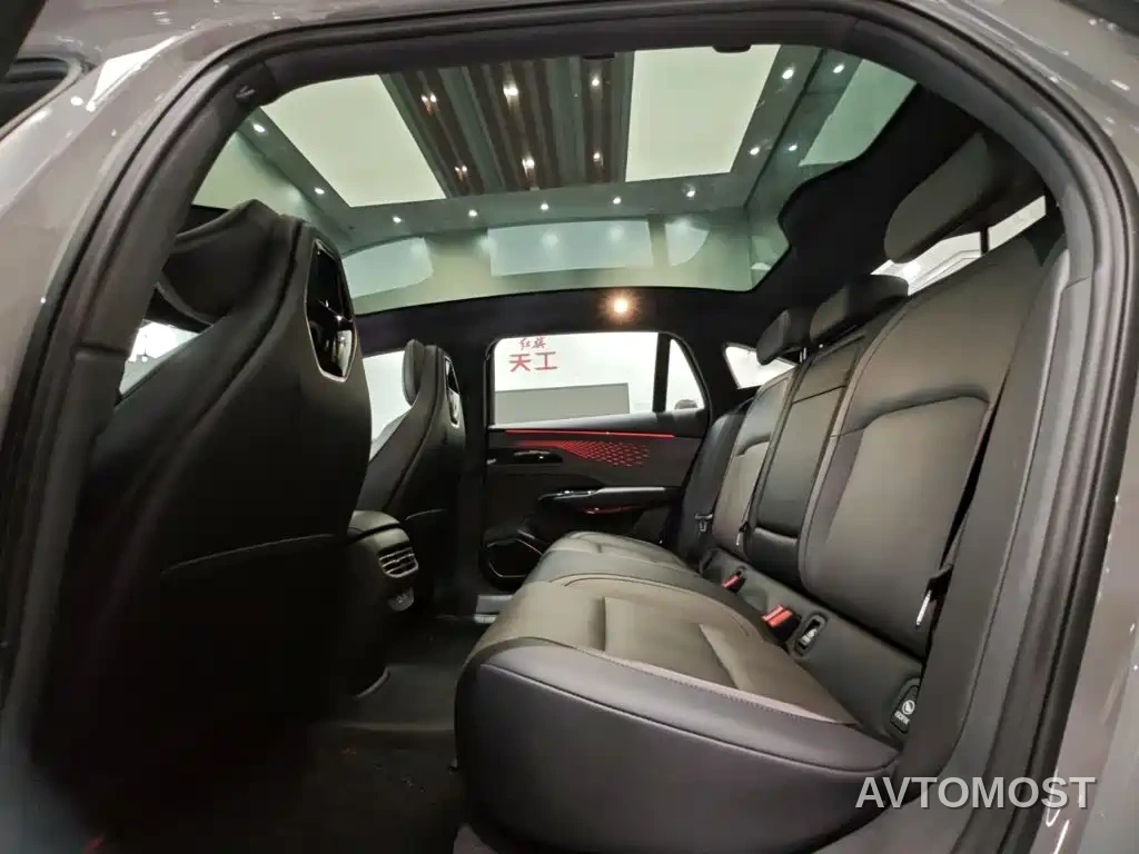Hongqi EH7 2025 640 AWD Smart Selection Edition — фото 12