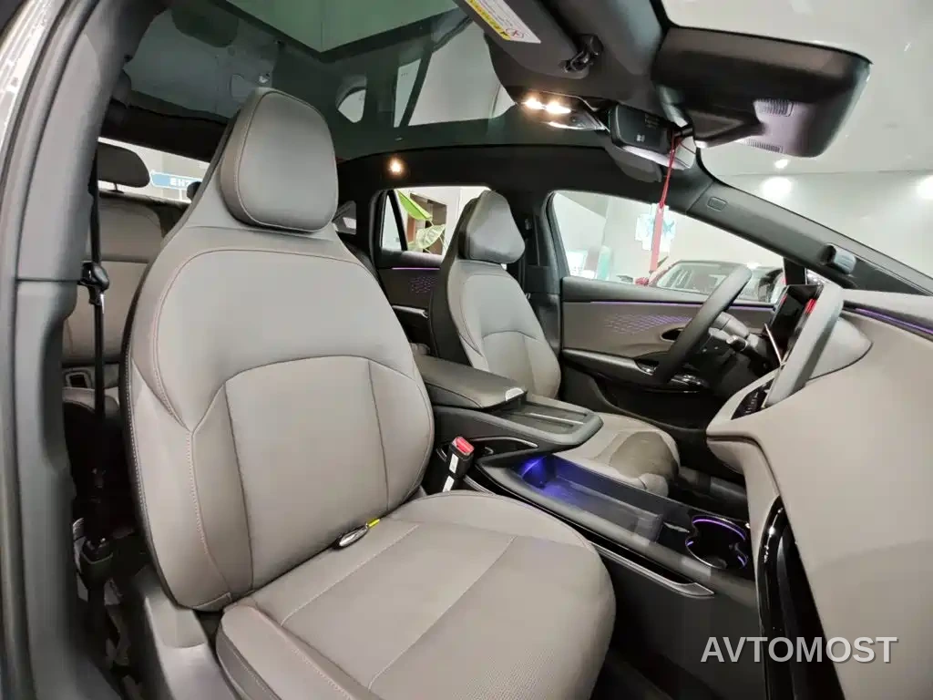 Hongqi EH7 2025 640 AWD Smart Selection Edition — фото 13
