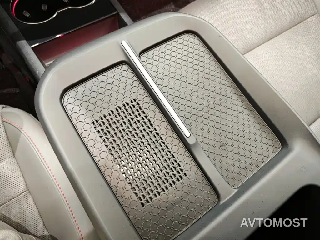 Hongqi EH7 2025 640 AWD Smart Selection Edition — фото 22