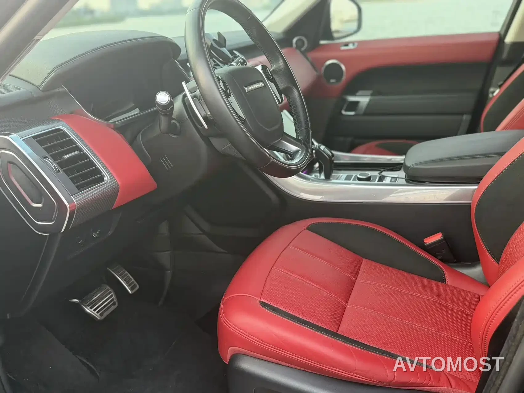 Land Rover Range Rover Sport 2021 3.0 L6 Gloss Black Edition — фото 9