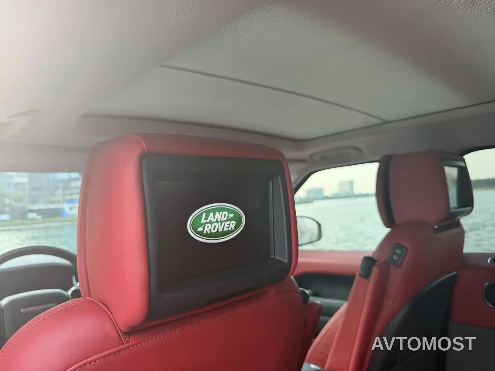 Land Rover Range Rover Sport 2021 3.0 L6 Gloss Black Edition — фото 10