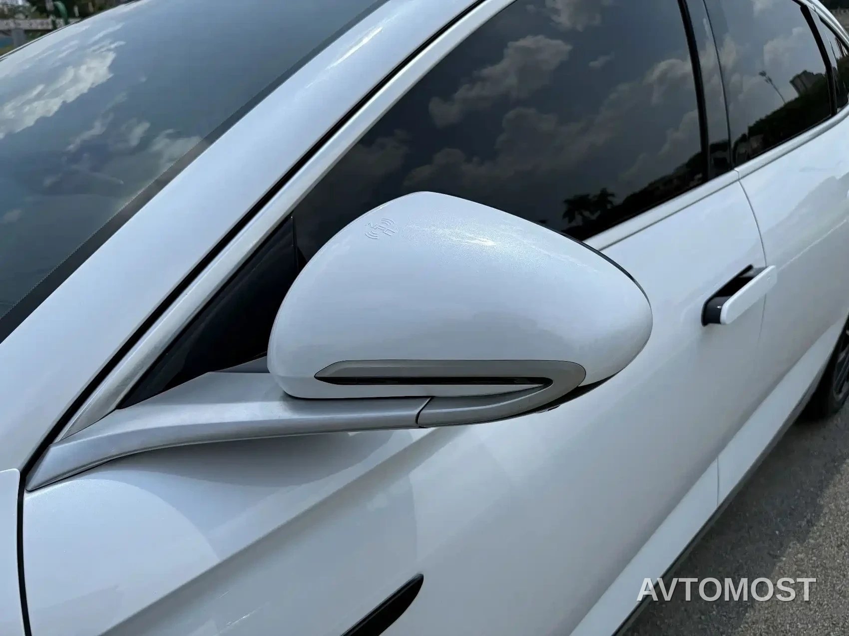 BYD Seal 2023 DM-i 1.5L 121km Luxury — фото 12