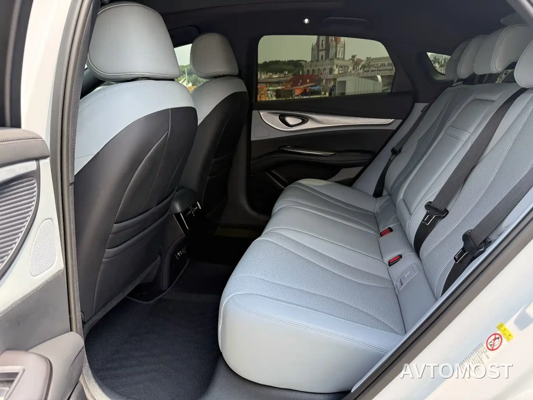 BYD Seal 2023 DM-i 1.5L 121km Luxury — фото 17