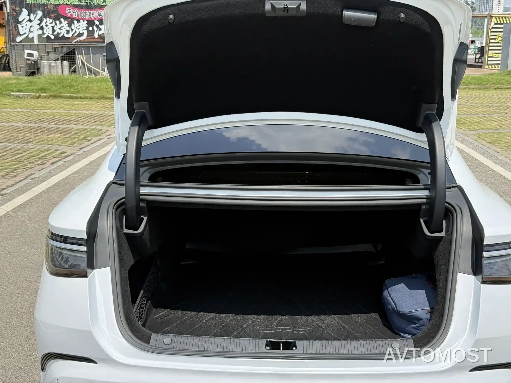 BYD Seal 2023 DM-i 1.5L 121km Luxury — фото 19