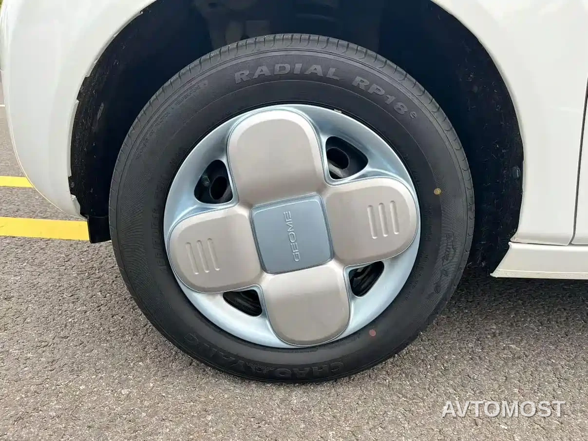 Geely Galaxy Panda 2024 Panda mini 200km Soaring Dragon Edition — фото 8