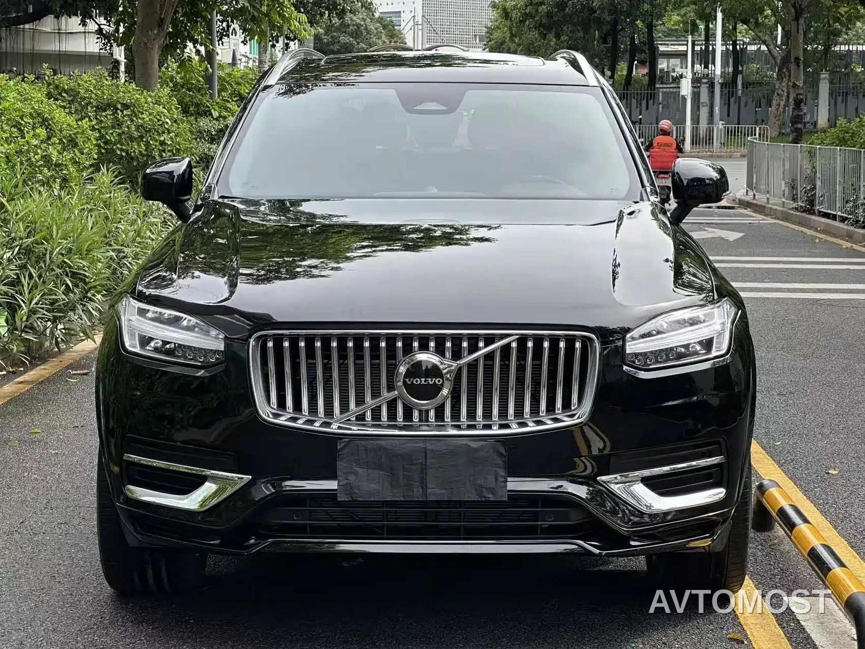Volvo XC90 2024 B5 Smart Luxury 7-Seater — фото 2
