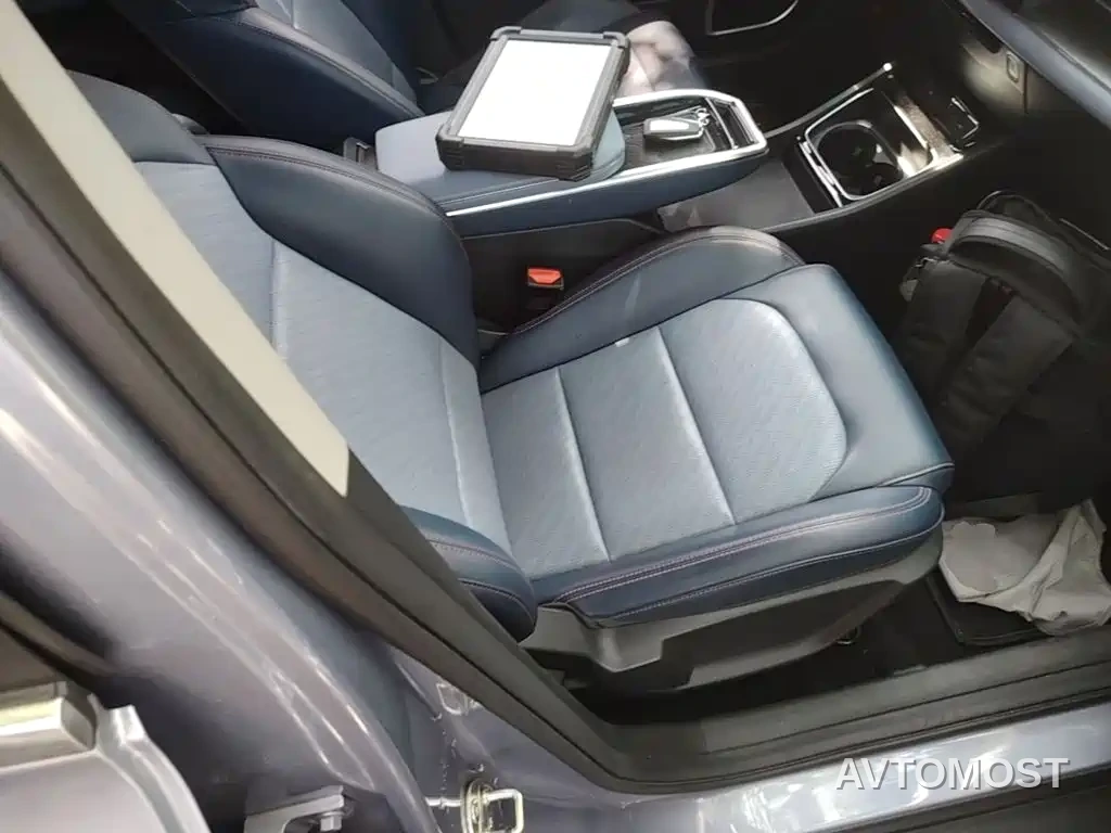 Geely Geometry M6 2022 450 New Intelligence Edition — фото 25