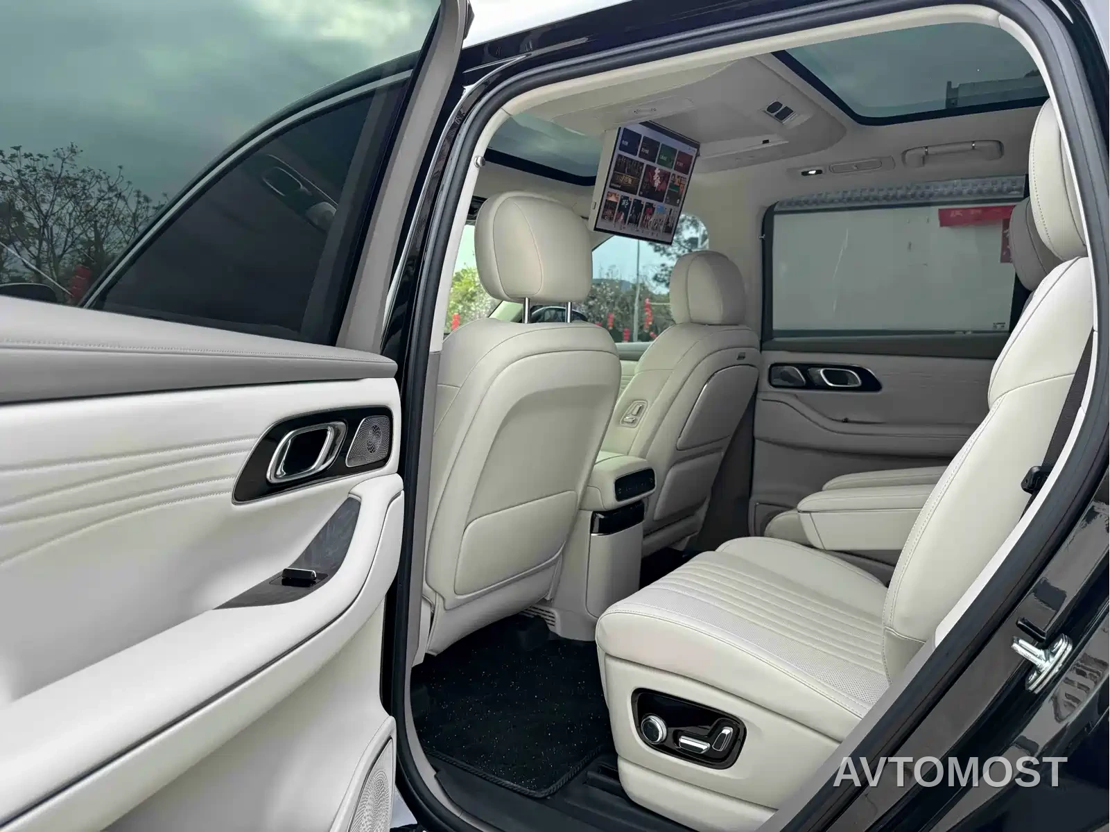 Geely Galaxy M9 2025 Model 230km 2WD Explorer+ Edition — фото 4