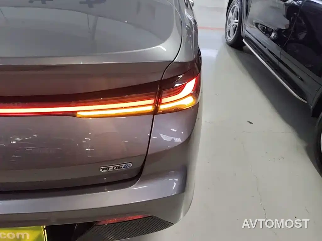 BAIC Beijing EU5 PLUS 2023 R500 Premium Edition — фото 4