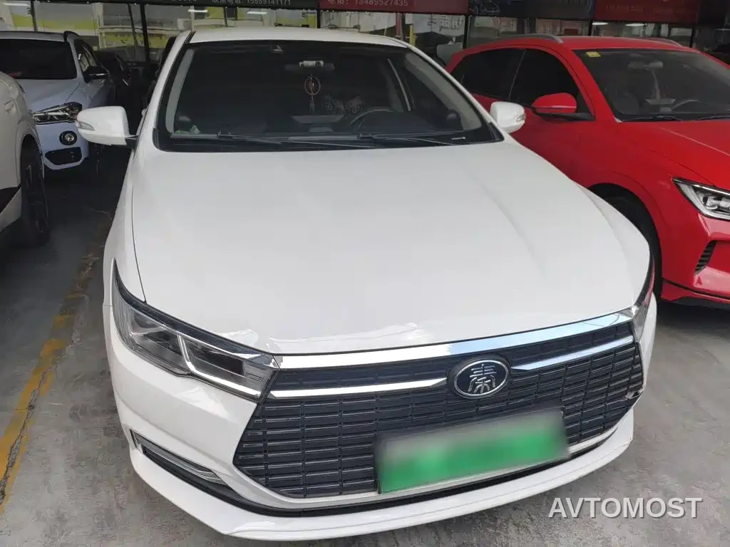 BYD Qin New Energy 2021 Standard Edition — фото 2