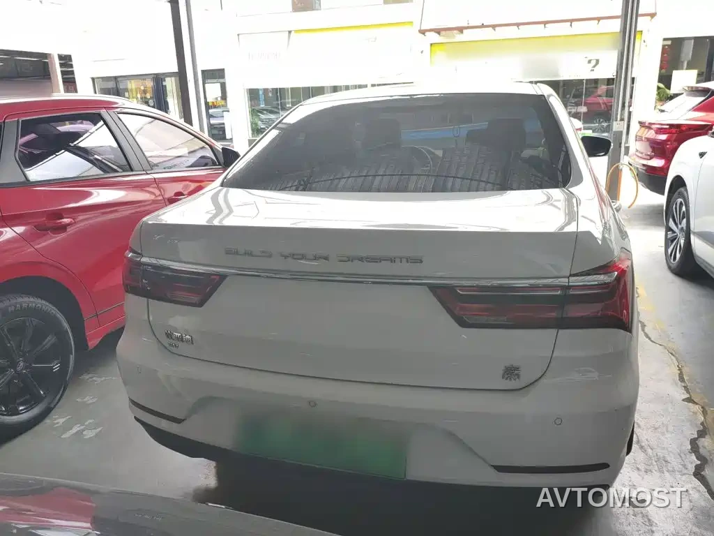 BYD Qin New Energy 2021 Standard Edition — фото 4