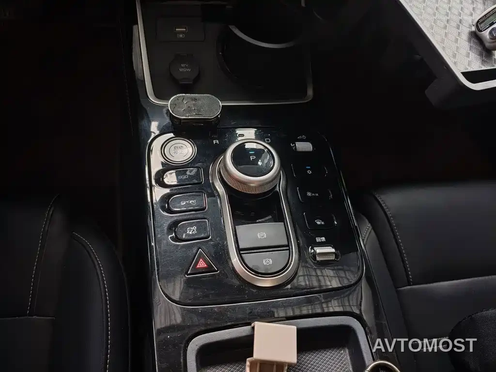 BYD Qin New Energy 2021 Standard Edition — фото 11