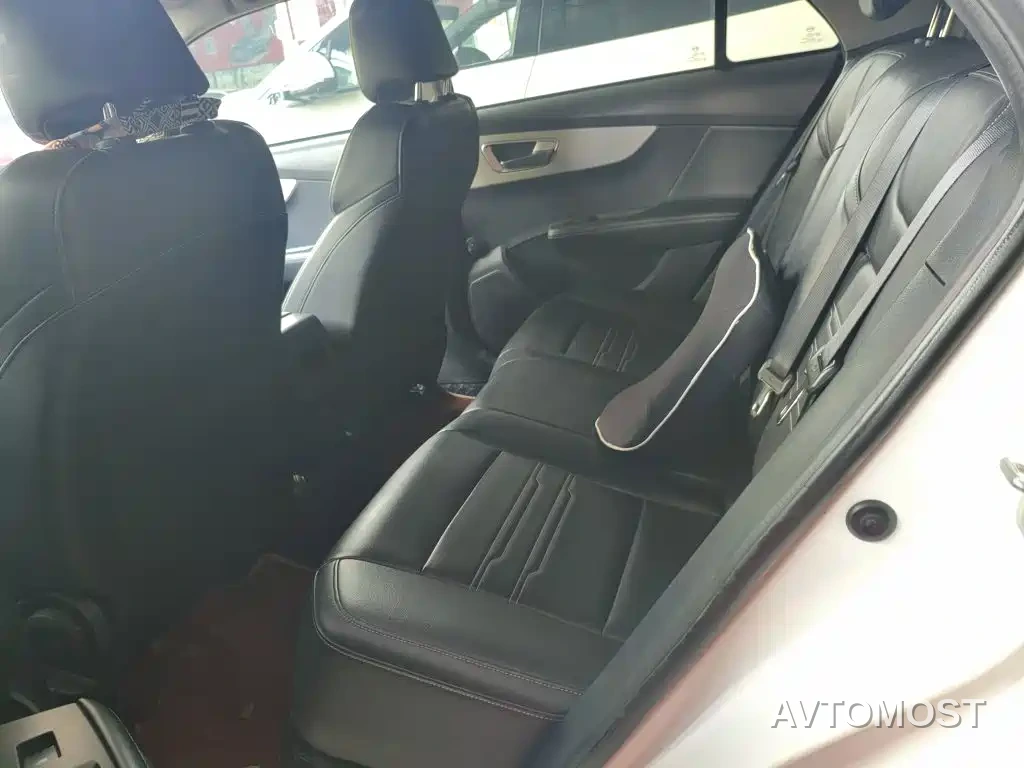 BYD Qin New Energy 2021 Standard Edition — фото 13