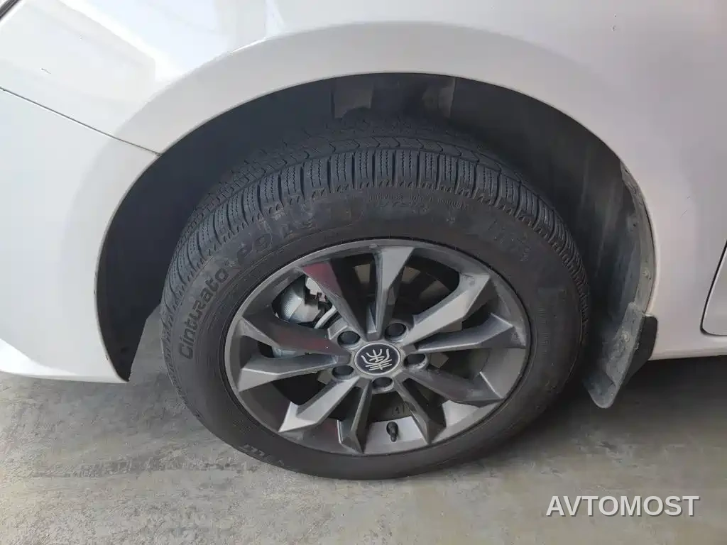 BYD Qin New Energy 2021 Standard Edition — фото 19