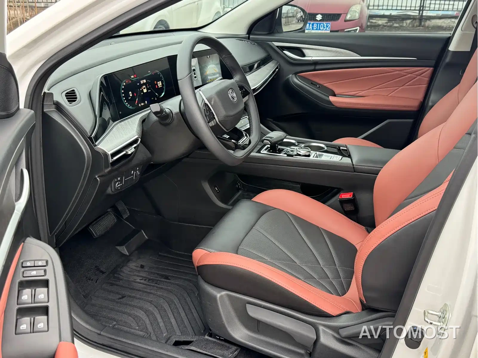 Changan Eado 2022 PLUS Blue Whale NE 1.4T GDI DCT Premium Edition — фото 7