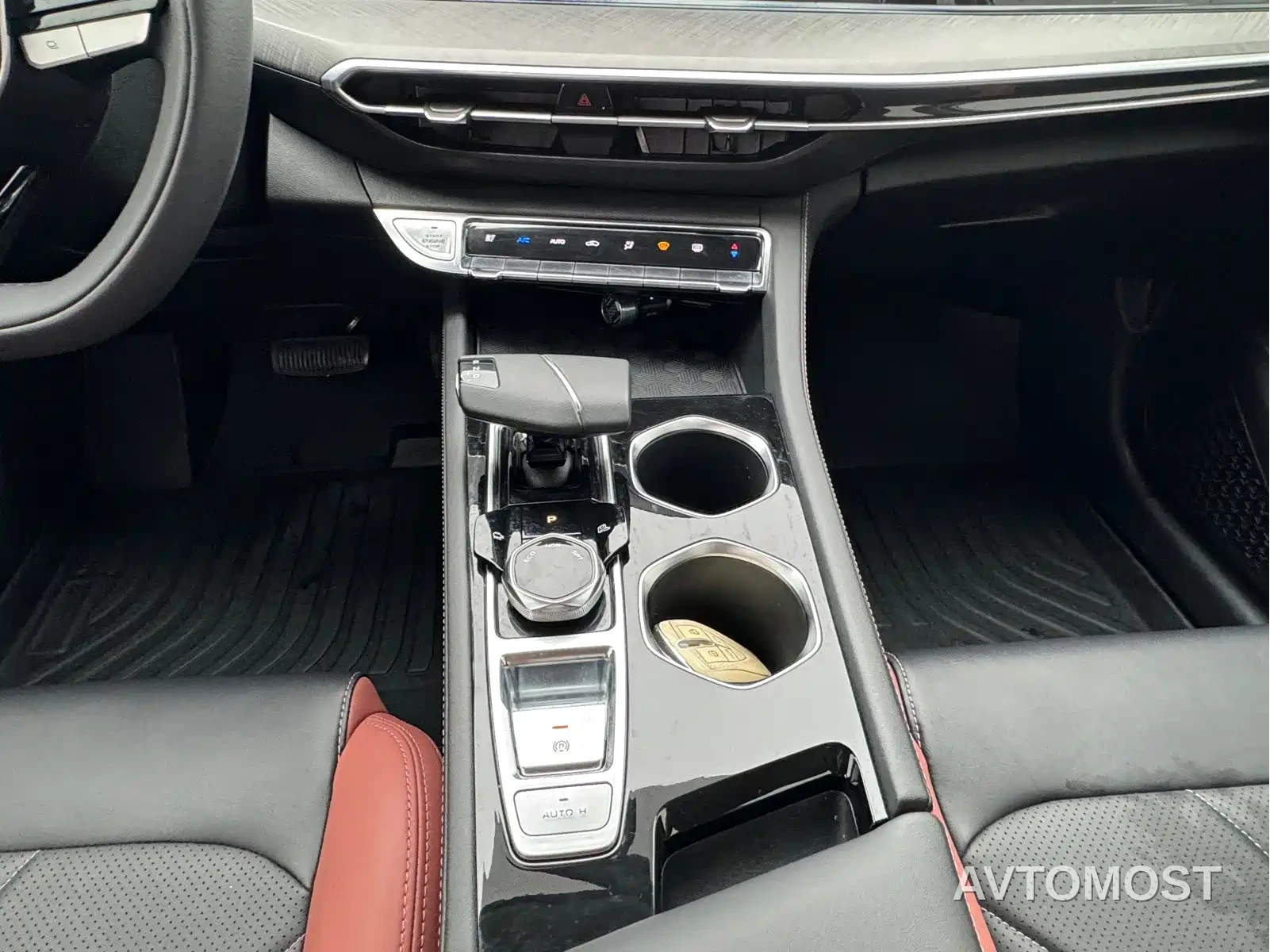 Changan Eado 2022 PLUS Blue Whale NE 1.4T GDI DCT Premium Edition — фото 11