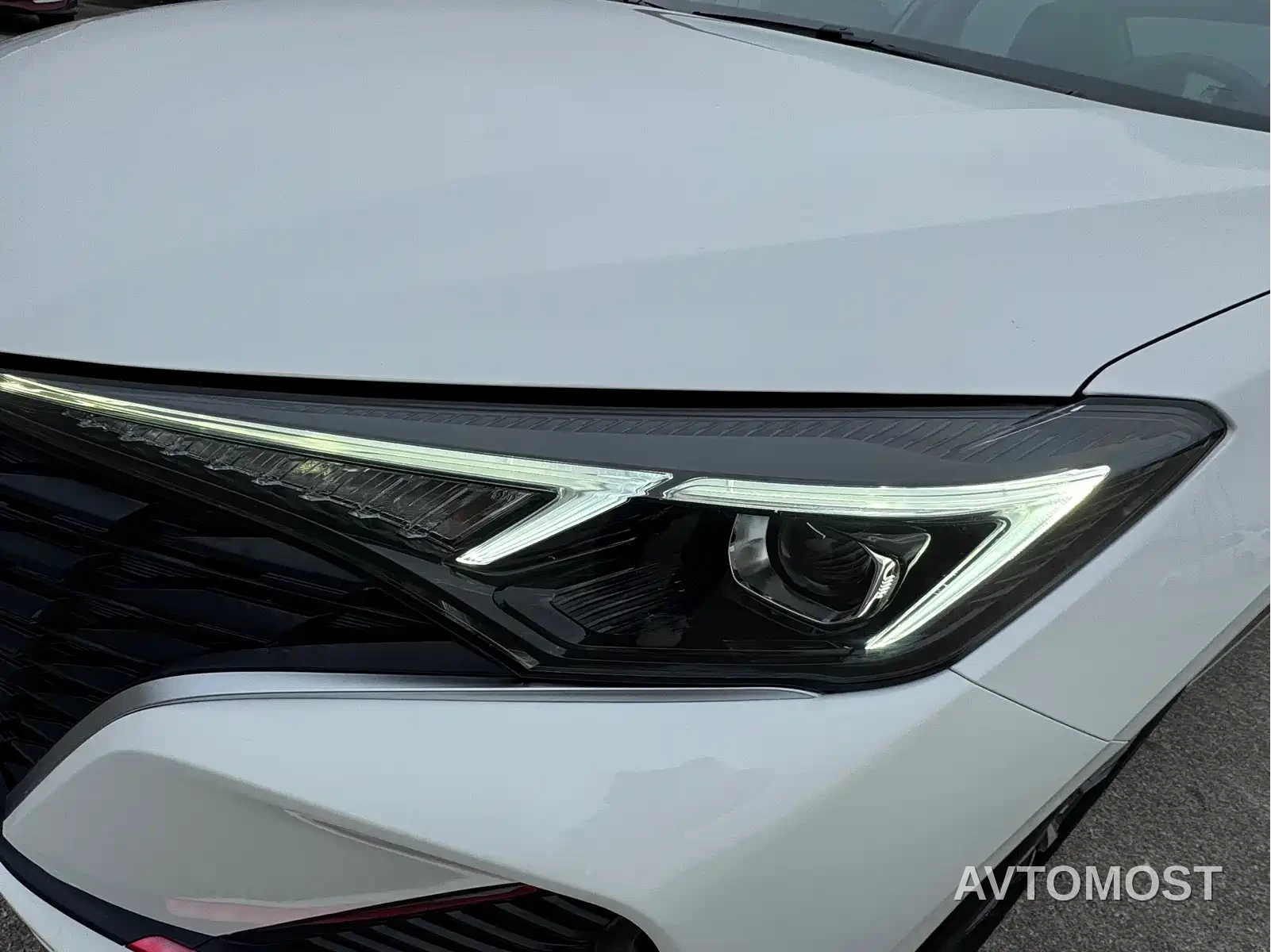 Changan Eado 2022 PLUS Blue Whale NE 1.4T GDI DCT Premium Edition — фото 12