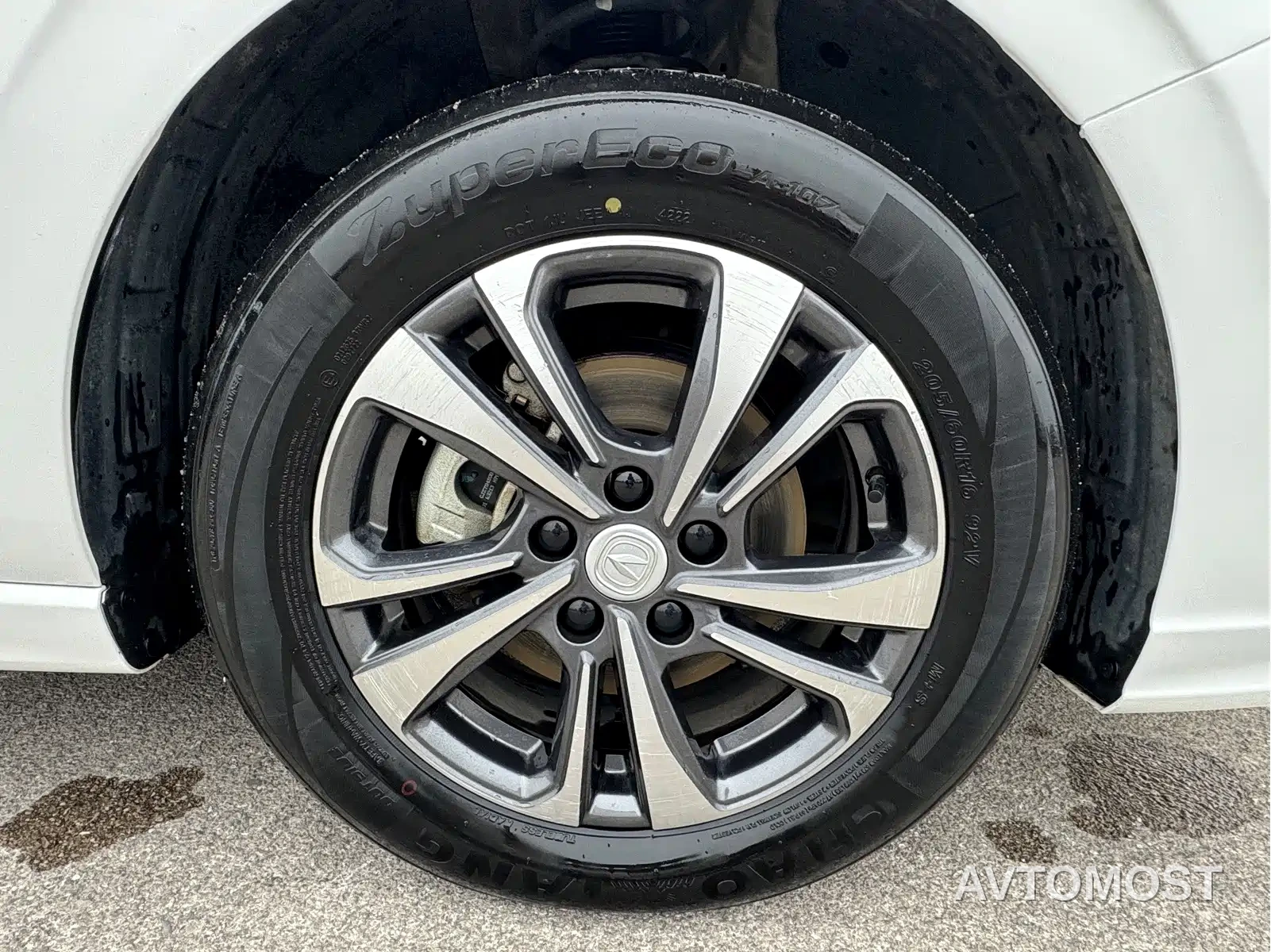 Changan Eado 2022 PLUS Blue Whale NE 1.4T GDI DCT Premium Edition — фото 13