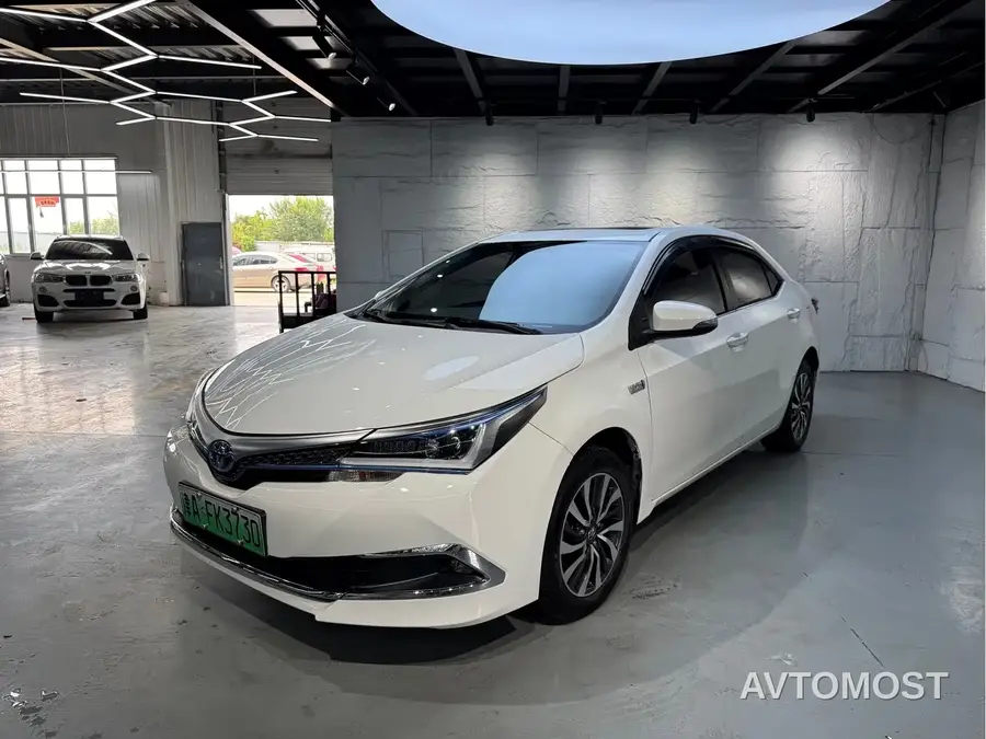 Toyota Corolla Twin Engine E+ 2019 1.8L E-CVT Leading Edition