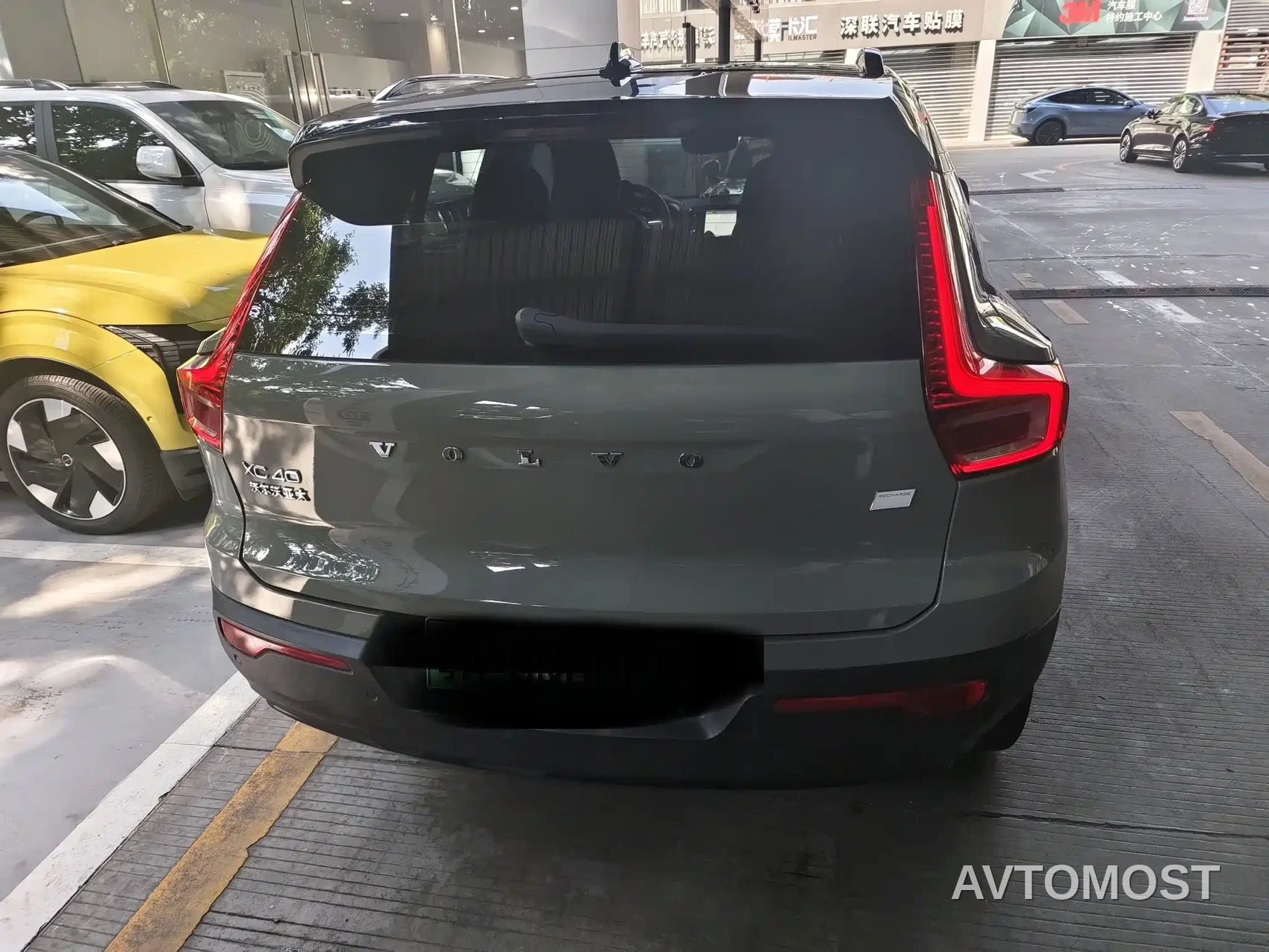 Volvo XC40 New Energy 2022 Long Range PRO — фото 8